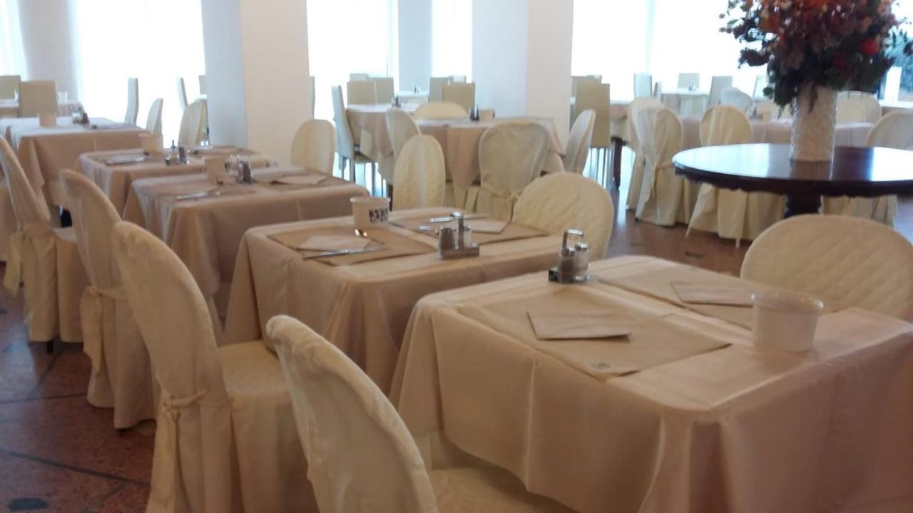 Hotel Spiaggia Marconi Rimini Exterior photo